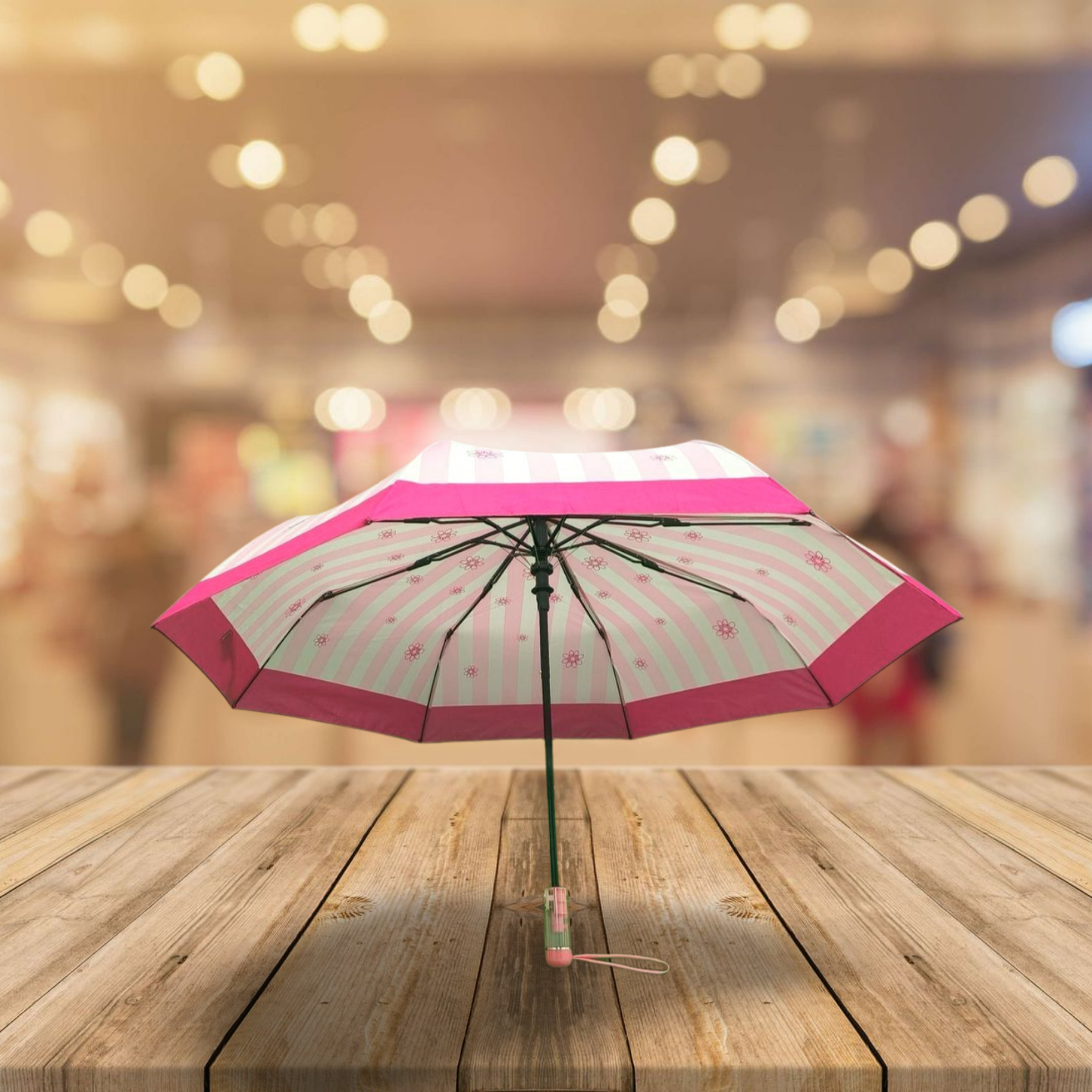 https://www.hodaumbrella.com/3-fold-umbrella-digital-printing-and-transparent-handle-product/