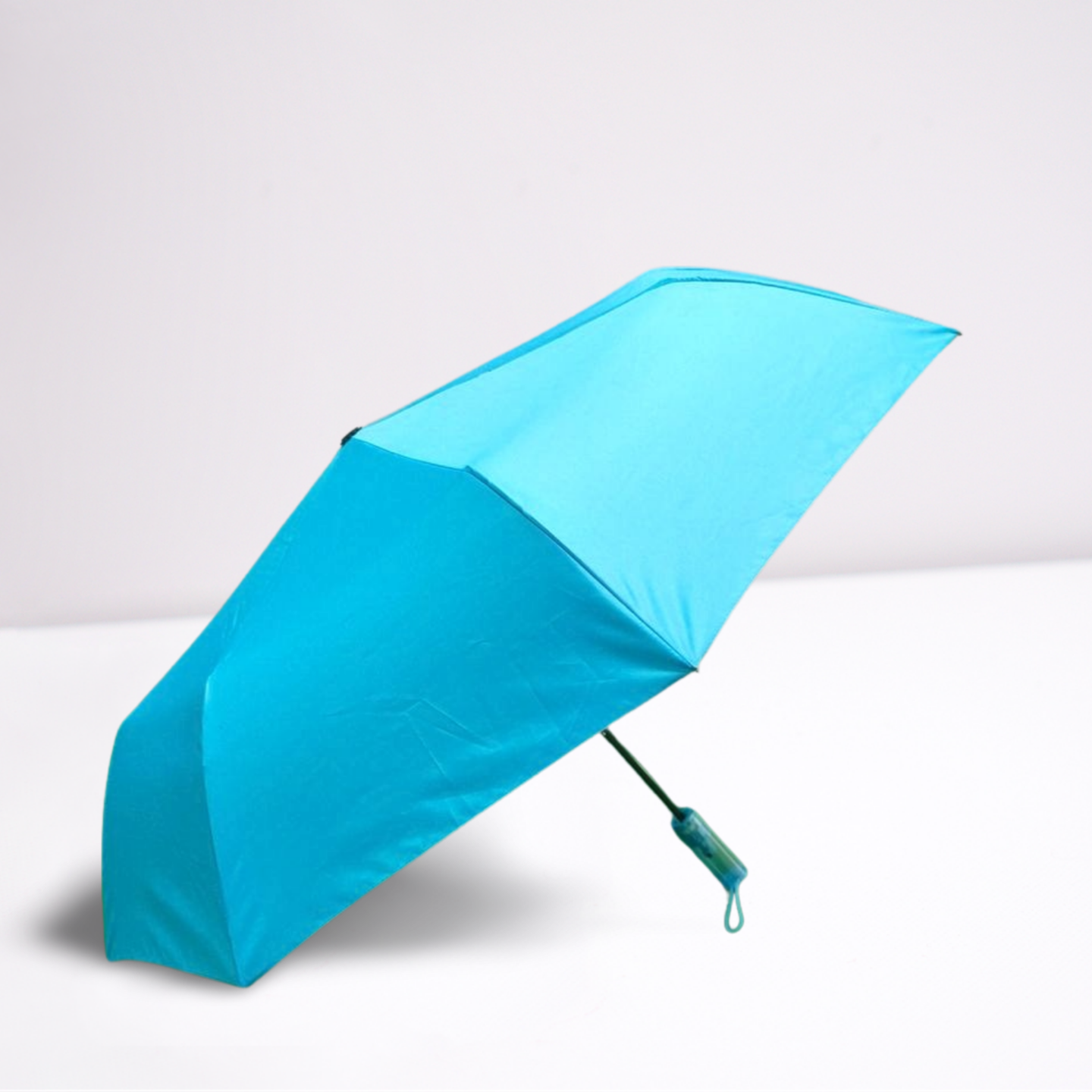 https://www.hodaumbrella.com/three-fold-automatic-umbrella-with-transparent-handle-product/