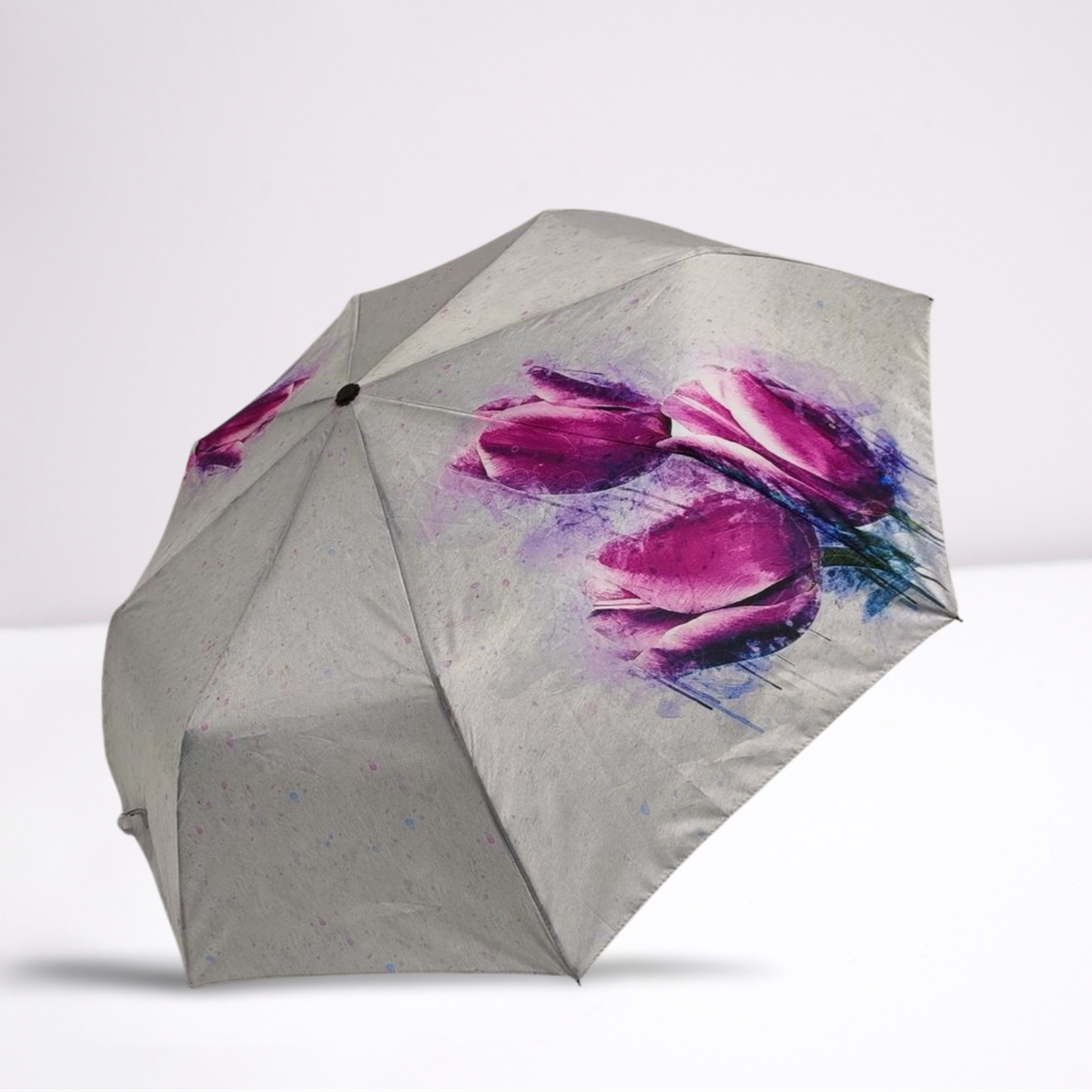 https://www.hodaumbrella.com/three-fold-umbrella-with-tulip-shaped-handle-product/