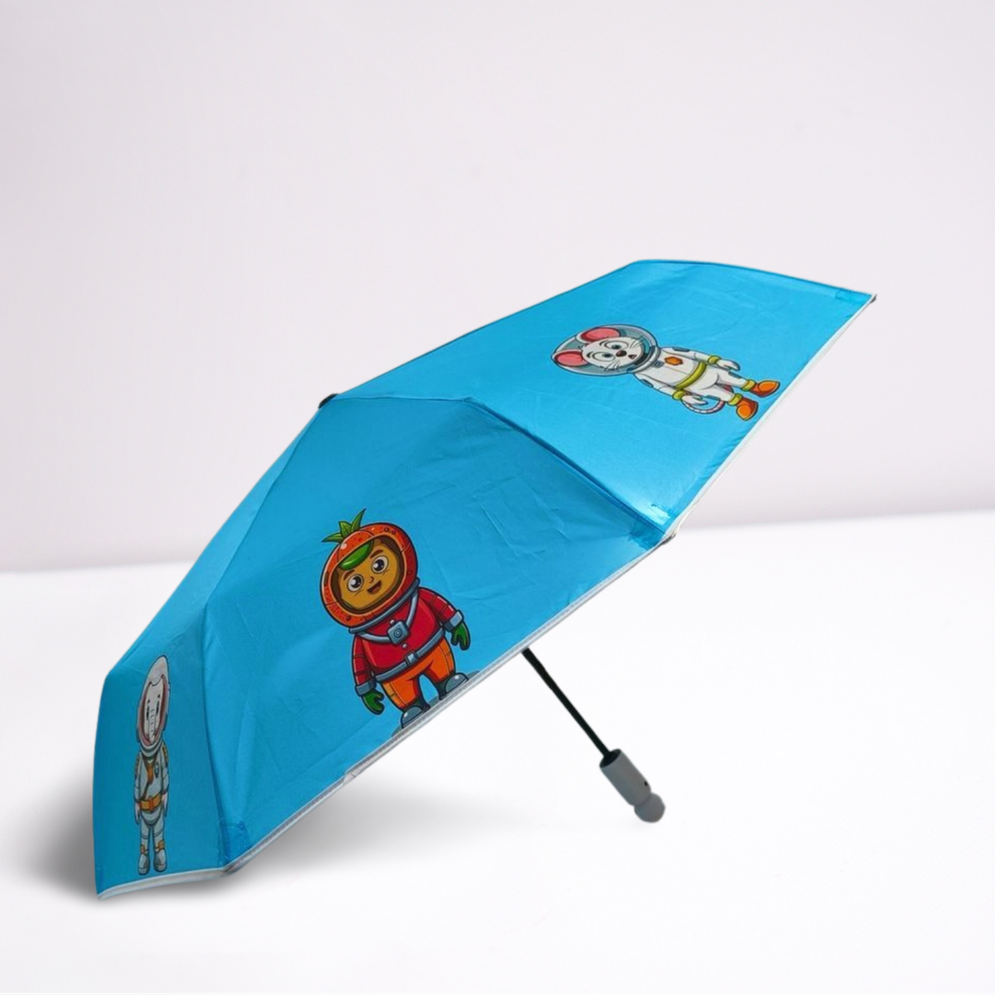 https://www.hodaumbrella.com/no-top-no-bounced-three-fold-umbrella-product/
